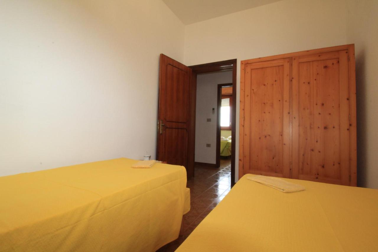 Scogliera Del Gabbiano Apartment Santa Maria di Leuca Phòng bức ảnh