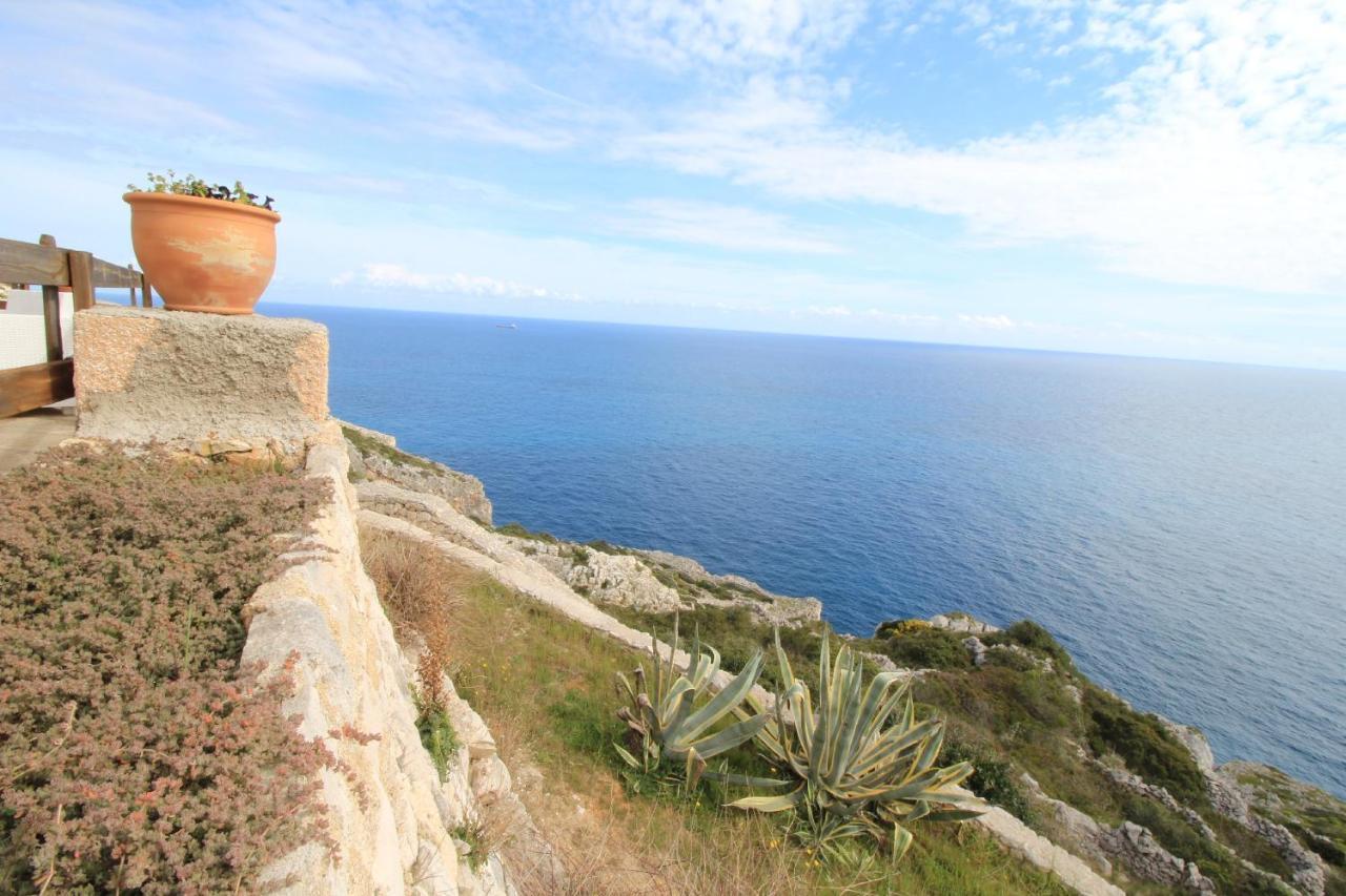 Scogliera Del Gabbiano Apartment Santa Maria di Leuca Phòng bức ảnh