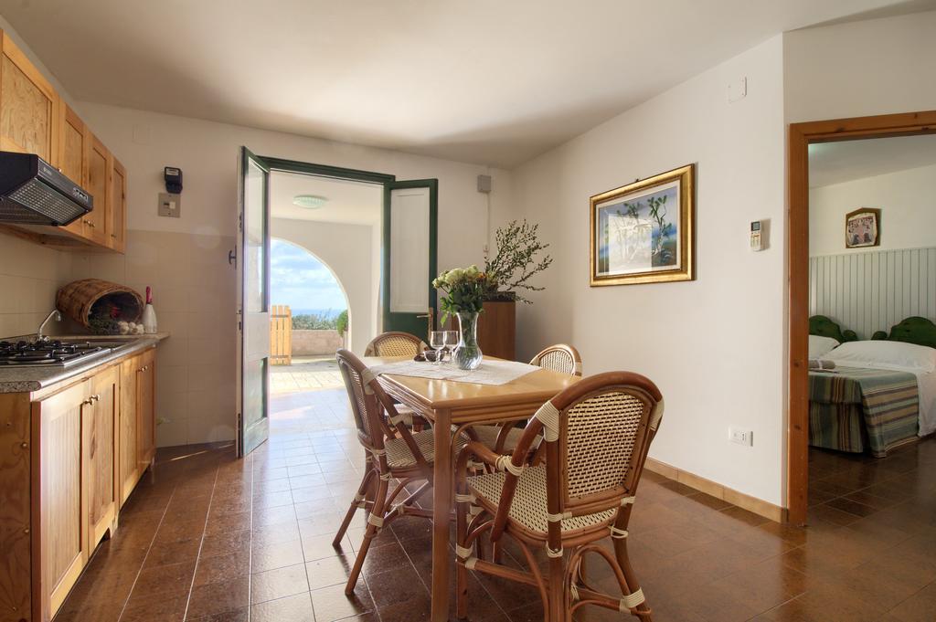Scogliera Del Gabbiano Apartment Santa Maria di Leuca Ngoại thất bức ảnh
